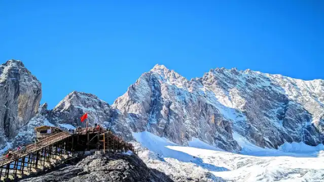 麗江玉龍雪山+冰川公園大索道+藍月谷一日遊+贈三寶+升級日照