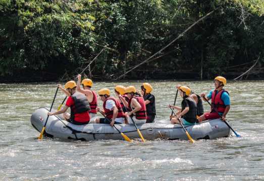 Kota Kinabalu Kiulu Water Raft and Mari-Mari Cultural Village Tour