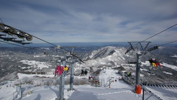 大阪出發Hachi高原滑雪場滑雪一日遊