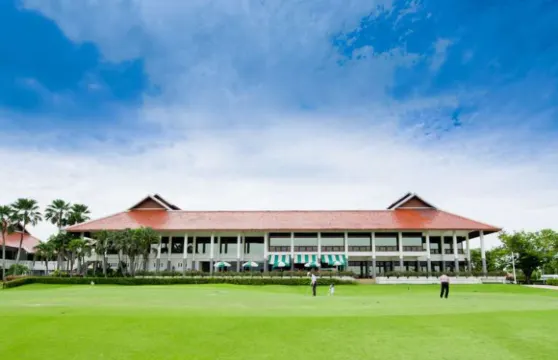 松樹叢高爾夫俱樂部 - Pinehurst Golf & Country Club