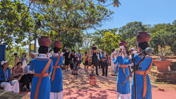 Depuis Ho Chi Minh : excursion d'une journée aux dunes de sable et à la plage de Mui Ne