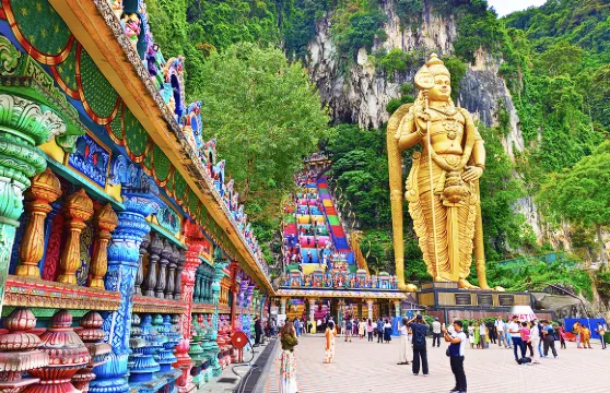 吉隆坡黑風洞鎮+國家清真寺+雙峰塔+獨立廣場+茨廠街一日遊