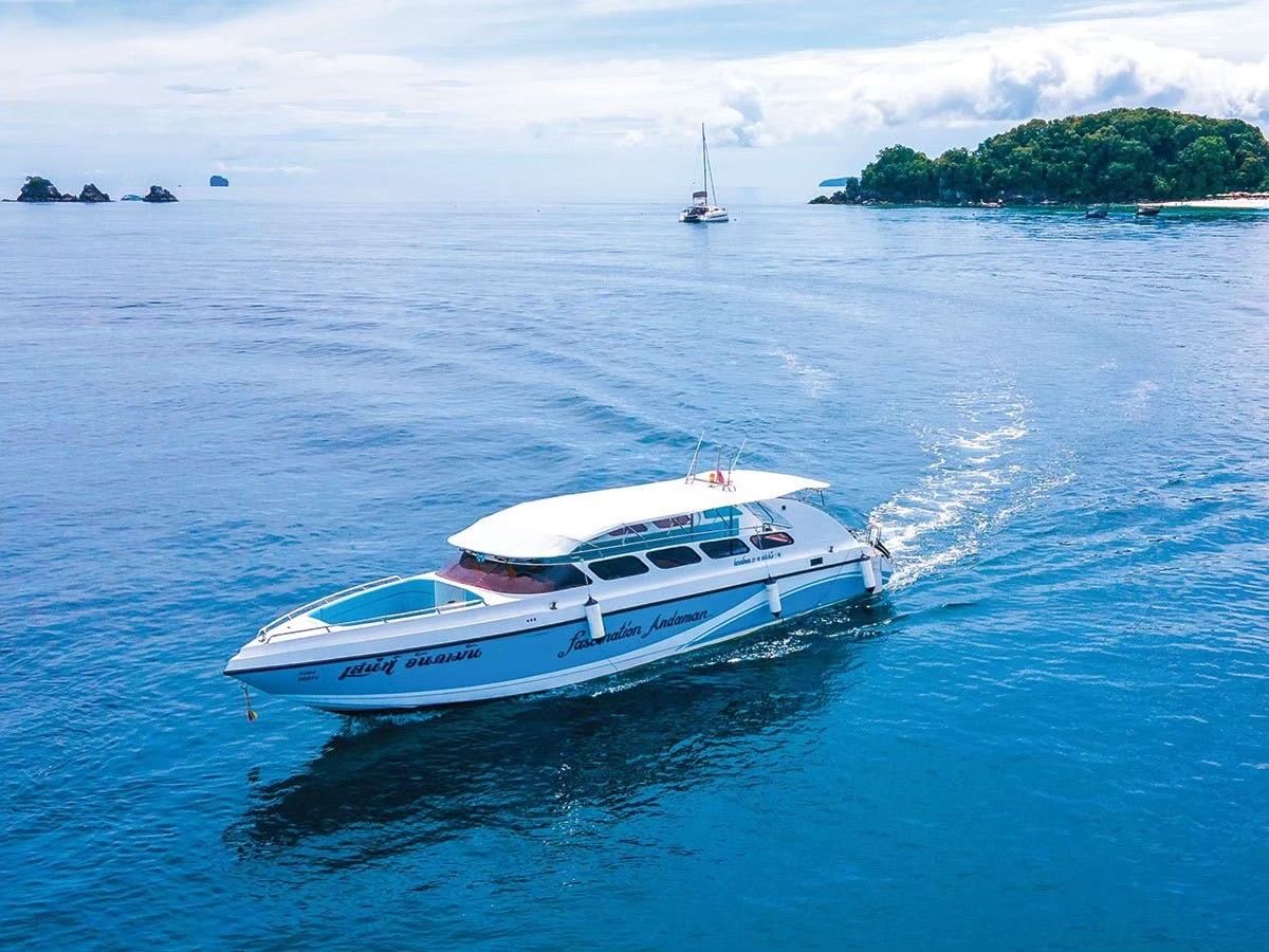Phuket Speedboot Charter, Similan Charter, Racha Yai, Phi Phi, Koh Khai, Coral Island Thailand Reisen