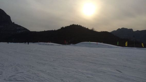 臥虎山滑雪場一日遊【聊城出發，含來回車費+雪票+基本雪具】