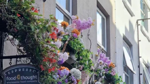 愛爾蘭都柏林城堡- 聖三一學院【中文司機 可訂全境包車】