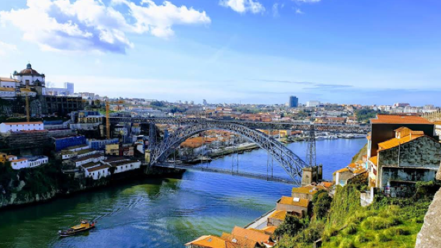 葡萄牙波多-萊羅書店-聖靈教堂【中文專車-愜意舒適】