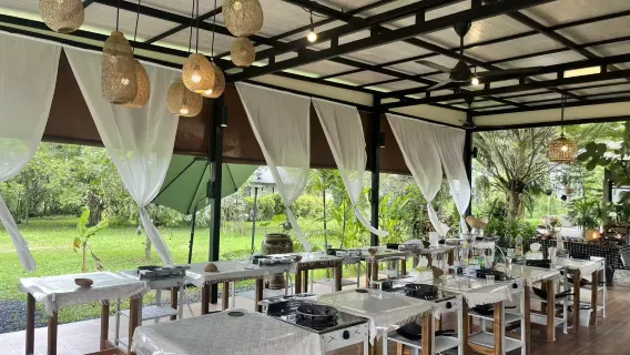 Thai cooking class at Nid's kitchen in Phuket - optional hotel pick-up & drop-off