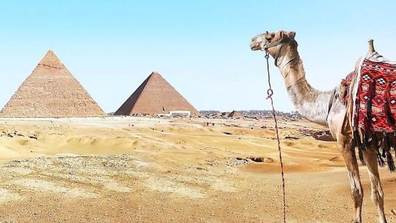 Klassinen Kairo-kiertomatka: Pyramidit ja Egyptiläinen museo Aleksandrian satamasta