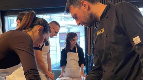 Milan Master Class in Neapolitan Pizza with Final Food Tasting, Drinks Included