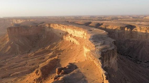 Petualangan Tepi Kedua