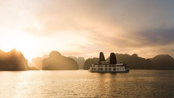 Ha Long Bay Pelikaancruise van 2 dagen en 1 nacht