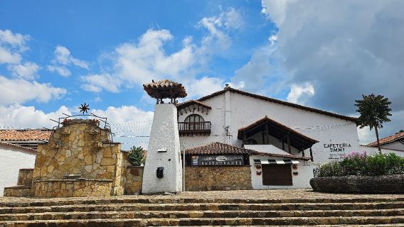 Excursión de un día a la Catedral de Sal de Zipaquirá (Catedral Subterránea de Sal) con ida y vuelta desde Bogotá, Colombia