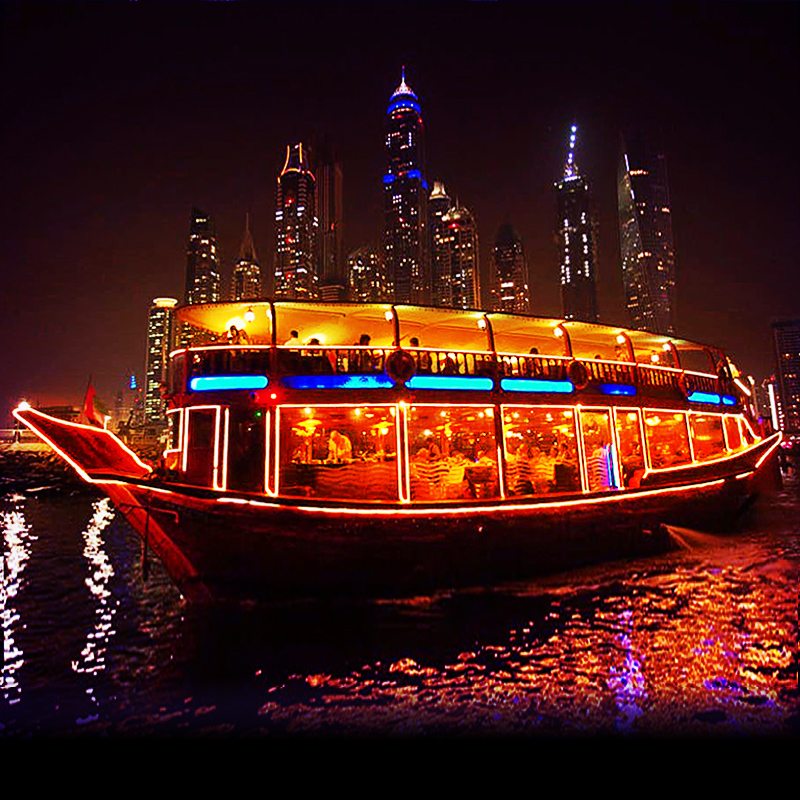 [ล่องเรือไม้ในดูไบยามค่ำคืนบน Dubai Creek - รวมบุฟเฟ่ต์] ออกเดินทางจากลำห้วย/ล่องเรือ Marina Dubai T