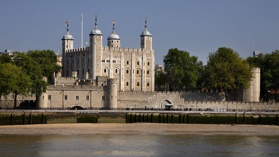 Tower of London & Crown Jewels Exhibition: Entry Ticket