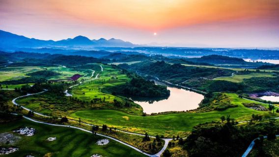 Yongxiu Foreign Language Tour Guide: Beautiful view of West Sea of Lushan Mountain, cultural experience of Tuolin Old Town EA