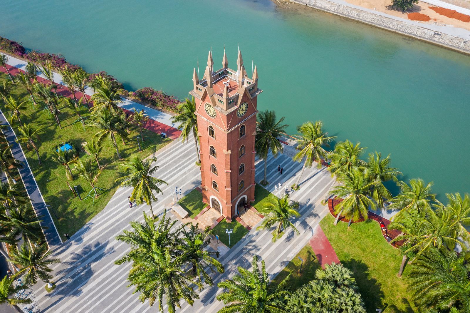 Haikou, Hainan - Professional guide/translator/local guide/business translator/general translator (private charter/airport pick-up/attractions adjustable)