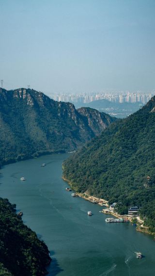 清遠旧市街＋北江小三峡＋飛来寺＋江心島貸切チャーター・ワンデーツアー（中英対応可）