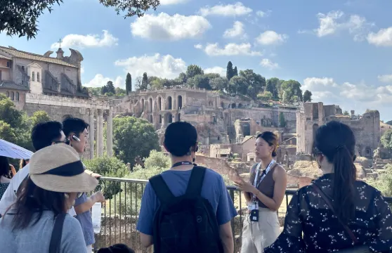 【熊貓遊】羅馬鬥獸場+帕拉丁山+古羅馬廣場3小時中文官方導覽