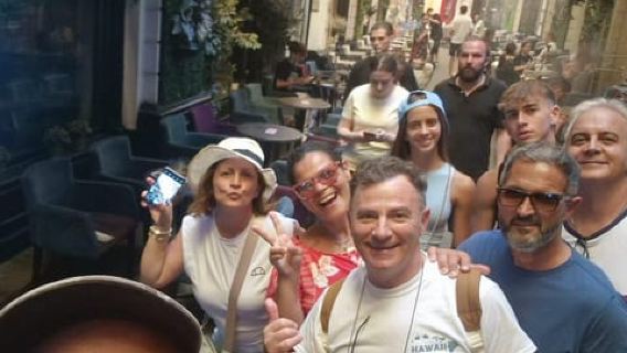 Bucarest: tour a piedi con guida in lingua italiana per piccoli gruppi