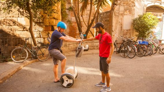 Двухчасовой тур на сегвеях по Барселоне Гауди с гидом