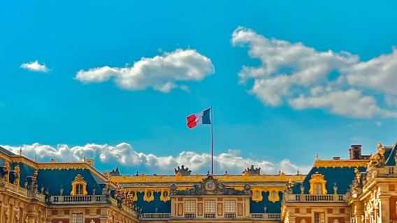 法國巴黎凡爾賽宮+楓丹白露宮+羅浮宮+塞納河畔一日遊