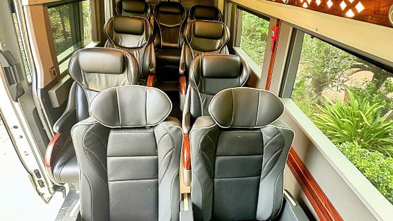 Xe buýt Sapa Express - Limousine VIP Sa Pa đến sân bay Hà Nội 18 chỗ