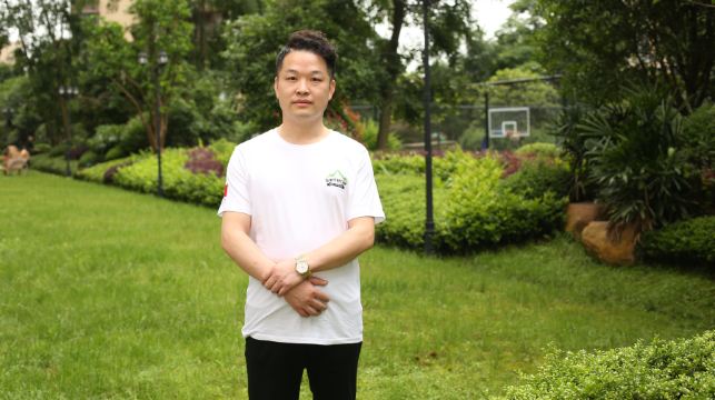 湖南張家界好口碑持證導遊一對一人工講解+陪玩遊覽（中文/英文/韓語/自駕車私人導遊）