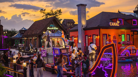 Excursion d'une journée à Bangkok Chocolate Village avec prise en charge à l'hôtel, guide touristique et bon de repas offert