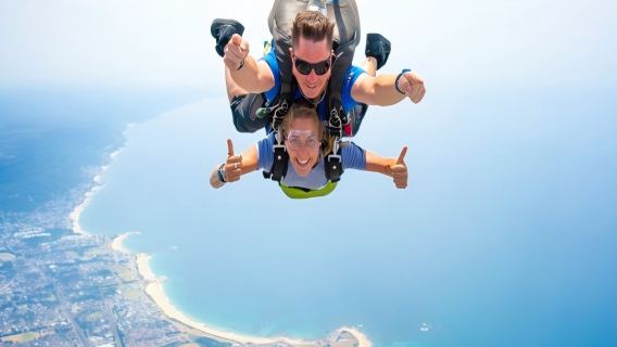 Airlie Beach Skydiving with Skydive Australia