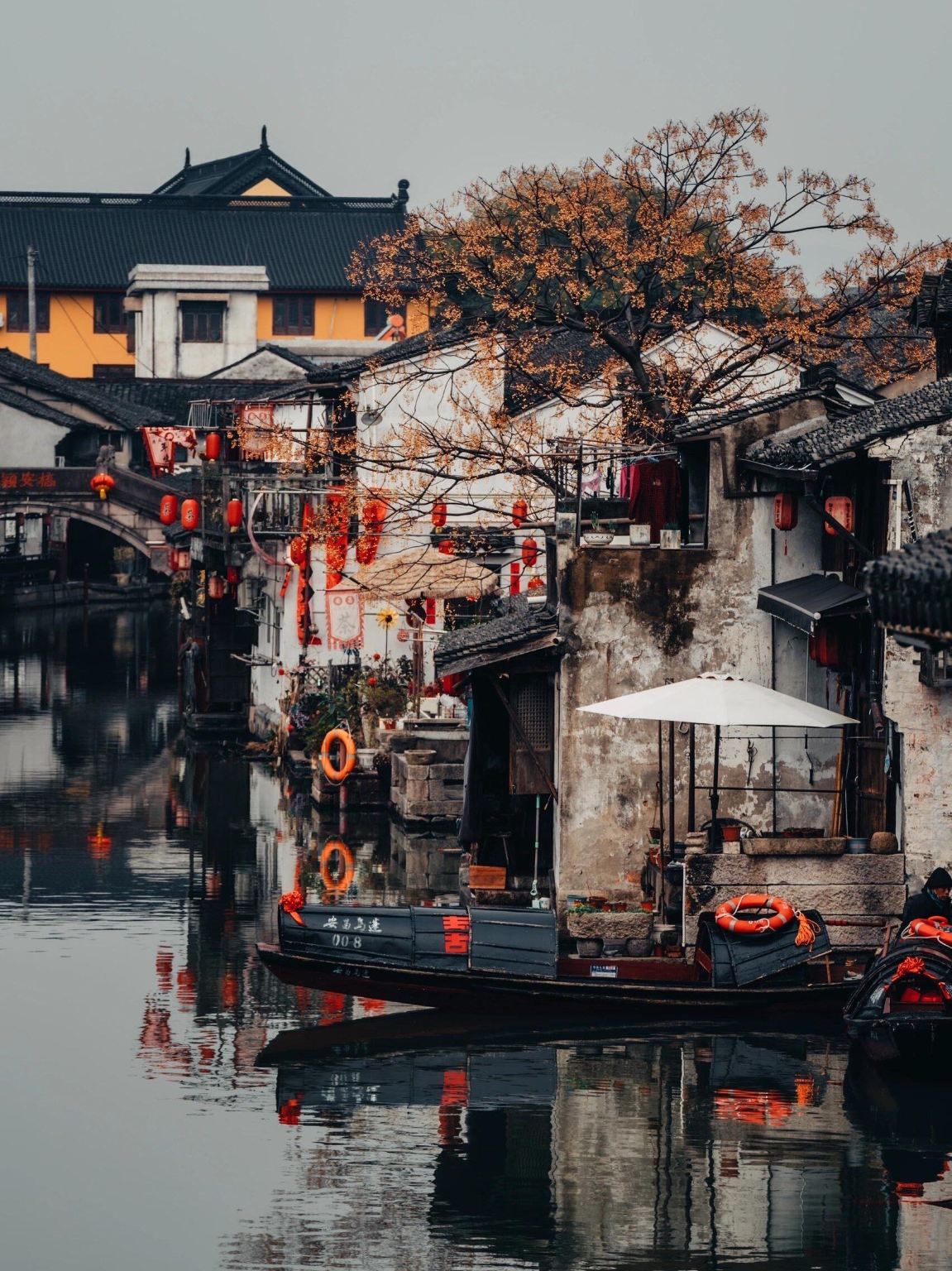 Business Vehicle | Optional English-speaking Guide | Departing from Hangzhou to Shaoxing's Anchang Ancient Town + Keyan + Cangqiao Street