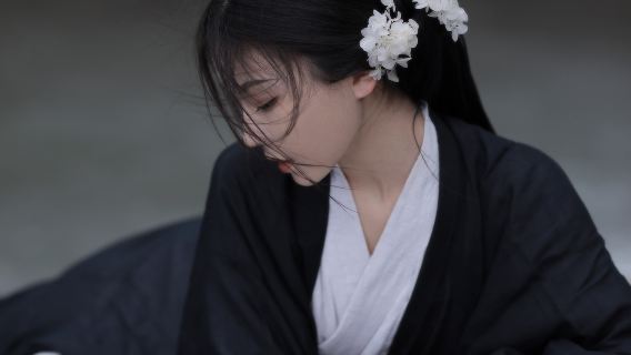 Fukang Trip Moments[Tianshan Tianchi/Wujiang Hot Spring City photographer services including follow-up shooting, aerial photography, appointment shooting, companion shooting, multilingual translation, and route planning]