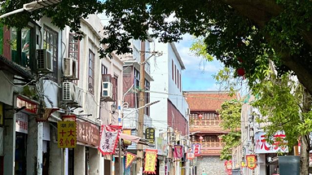 "Tahun Baru Cina Tiba · Bas Khas Perayaan Bandar Chaozhou" Kuil Peringatan Han Yu + Bandar Lama Chaozhou