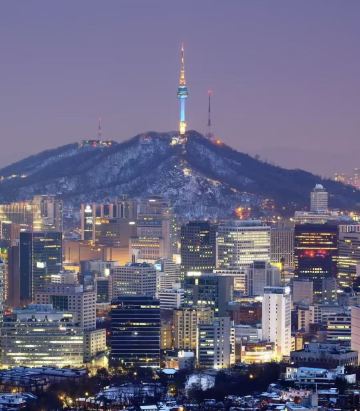 Lawatan Sehari Istana Gyeongbokgung + Taman Namsan + Bukchon Hanok Village + Seongsu-dong + Insadong