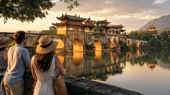 Dagstur till Jianshui Countys gamla stad med privat transport från Kunming | Zhujia-trädgården · Wenmiao-templet · Daban-brunnen · Shuanglong-bron