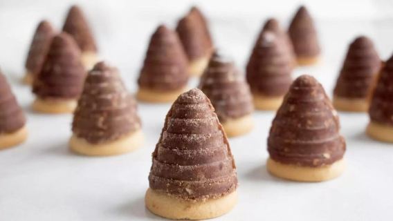 Prague: Traditional Czech Christmas Cookie Baking Class