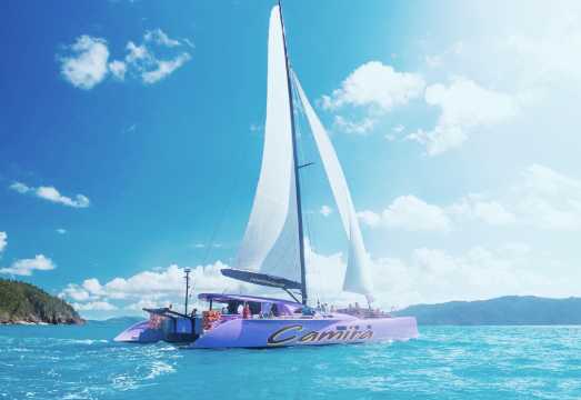 Whitsundays Sailing Boat to Whitehaven Beach: Which Package to Choose