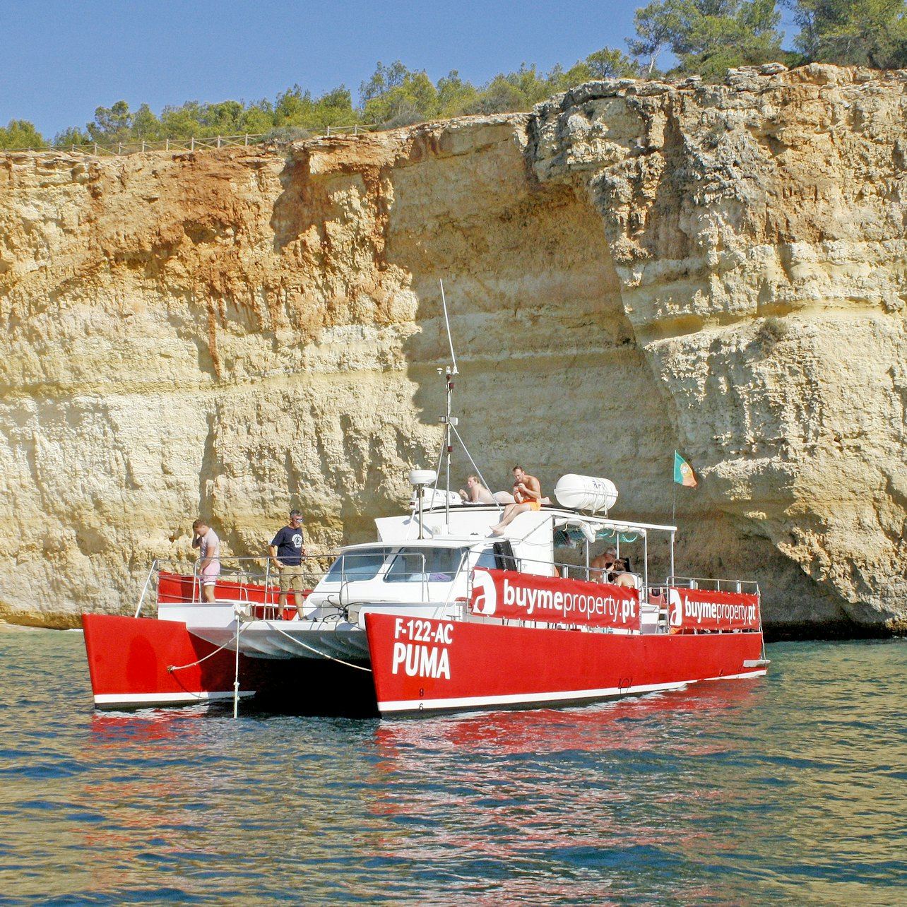 Benagil Caves: Boat Tour from Vilamoura + Beach BBQ