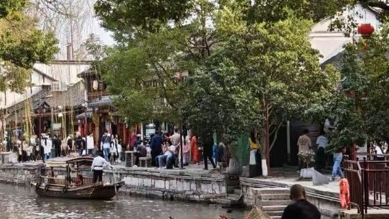 Shanghai Zhujiajiao Water Town Day Tour+Boat Ride+Local Lunch+Hanfu+Private Guide and Car