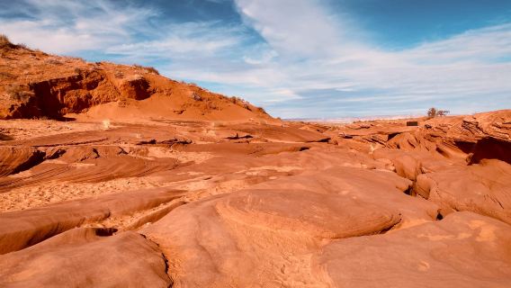 美國拉斯維加斯羚羊谷+馬蹄灣+鮑威爾湖-12H行程vip包車