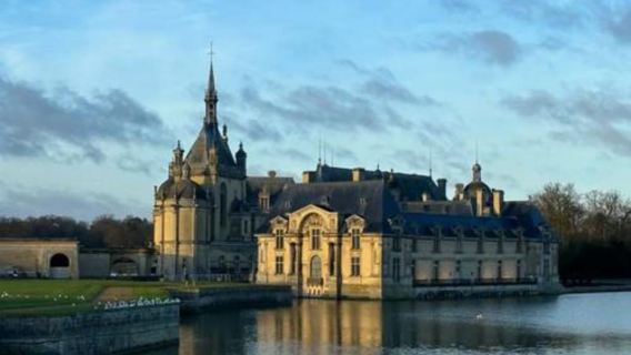 法國巴黎凡爾賽宮+梵谷故居+尚蒂伊一日遊/行程可調-可拼團