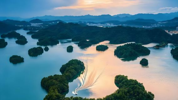 Round-trip Hangzhou: 1-Day Tour to Qiandaohu