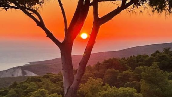 Zakynthos: Romantische Sonnenuntergangstour & die Legende des Drachen