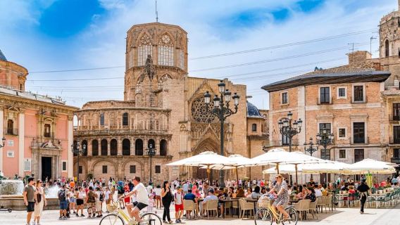 Valencia: tour privato della città in bicicletta con sosta per bevande