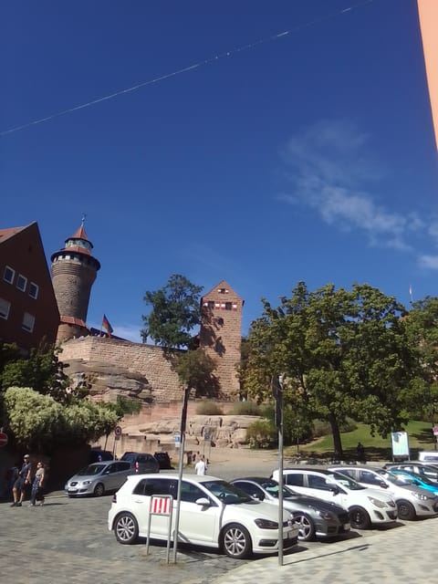 Nürnberg City Tour with Traditional Dinner & Beer