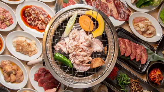 Tokiwa-tei Ikebukuro West Exit: Unlimited Japanese black beef! Choose between two meal vouchers with unlimited alcoholic or non-alcoholic drinks