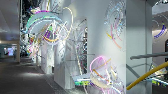 Swarovski Crystal Worlds Store Innsbruck: Guided Tour + Drink