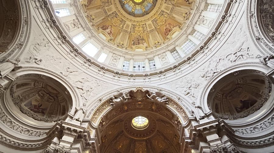 柏林-博物館-大教堂-夏洛包車遊5座 7座可選