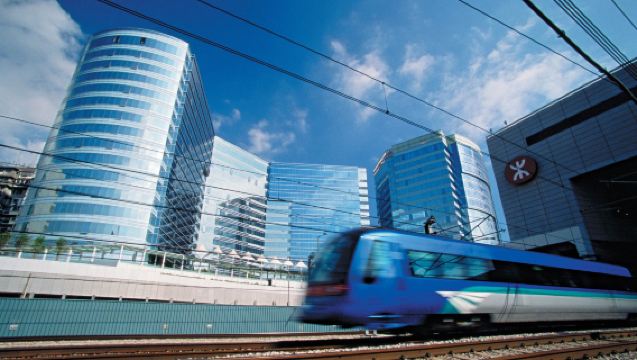 ตั๋วเส้นทางด่วนสนามบินฮ่องกง - ตั๋วสถานีฮ่องกง/สถานีเกาลูน/สถานีชิงยี่ (โปรโมชั่นพิเศษจำกัดเวลา ใช้คิวอาร์โค้ดผ่านประตูได้ทันที)