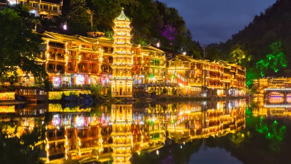 [DIY Private Tour] Furong Town + Fenghuang Ancient Town Zhangjiajie Round-Trip All-Inclusive Pure Play
