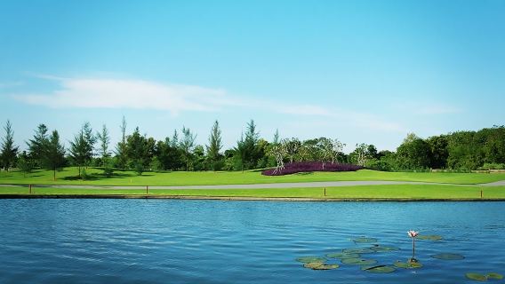 Binh Duong - 18 Delikli Deneyim - Twin Doves Golf Kulübü 1 Gün Özel Transferli